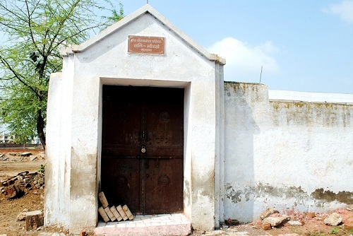 Sati Bhorke Narwana Dhirja Pariwar